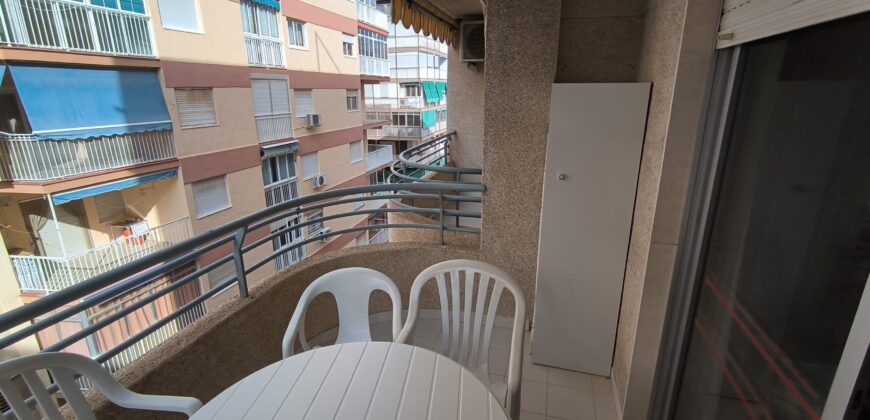 ¡Oportunidad! Vivienda céntrica a 100m de la playa en zona Club Náutico – Ref. 20230049